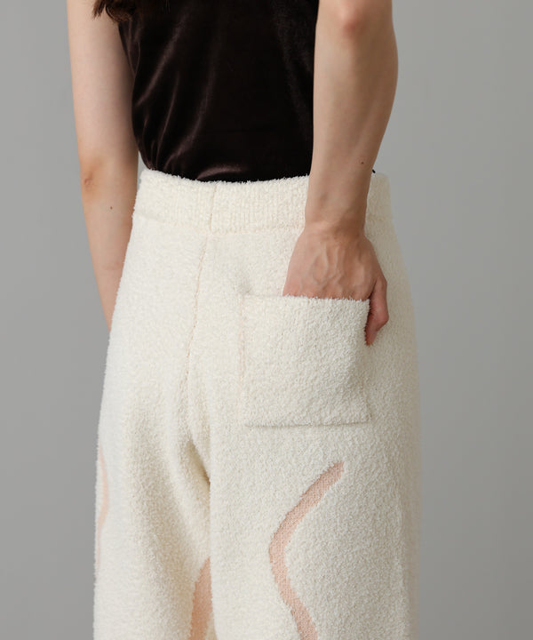 ウェーブモチーフふわもちパンツ