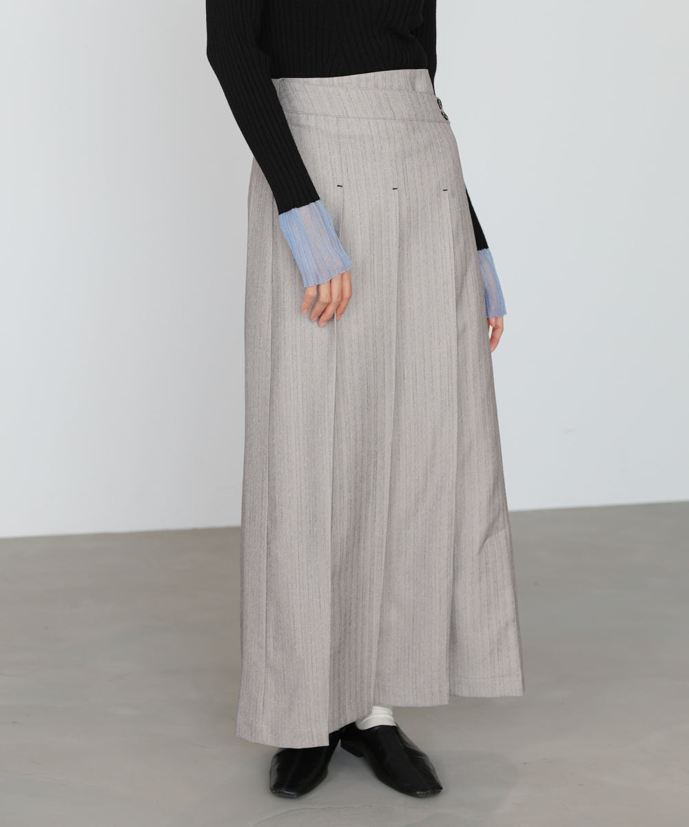 ピンストライプサイドプリーツスカート