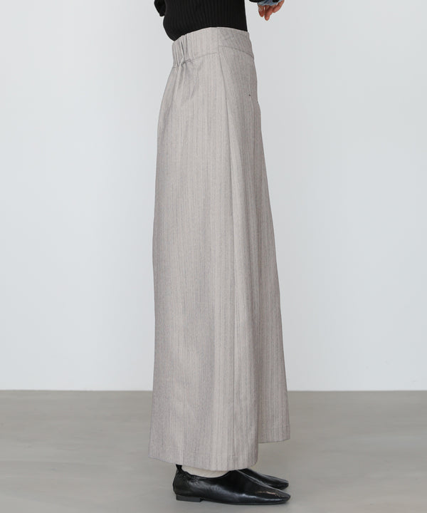 ピンストライプサイドプリーツスカート