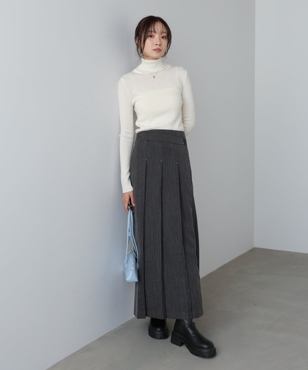 ピンストライプサイドプリーツスカート