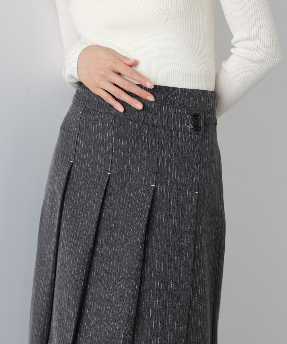 ピンストライプサイドプリーツスカート