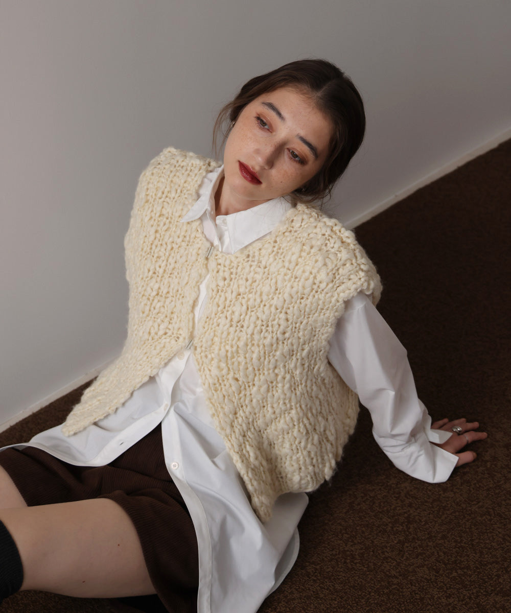 ハンドニットベスト