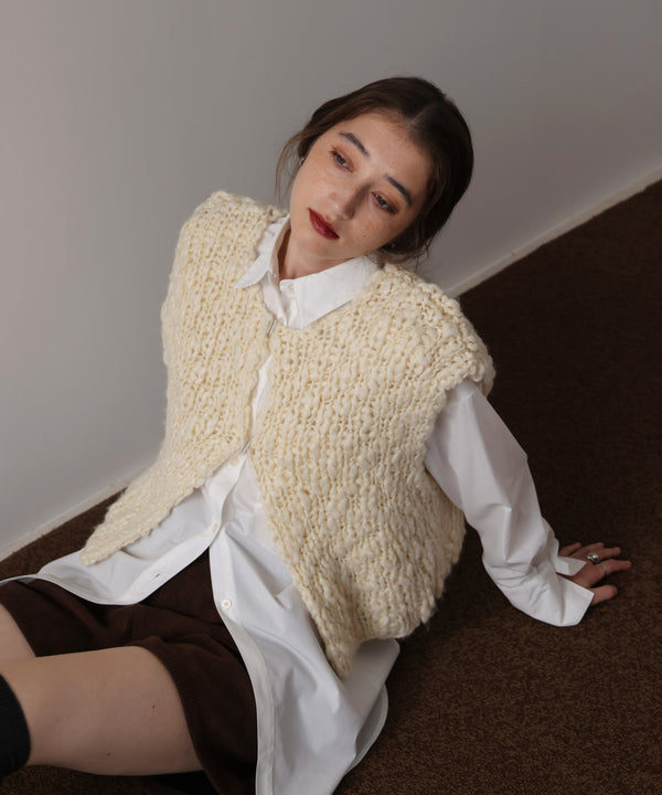 ハンドニットベスト