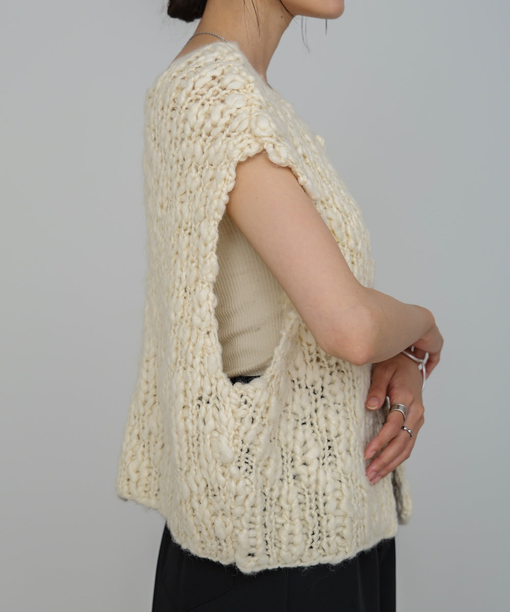 ハンドニットベスト