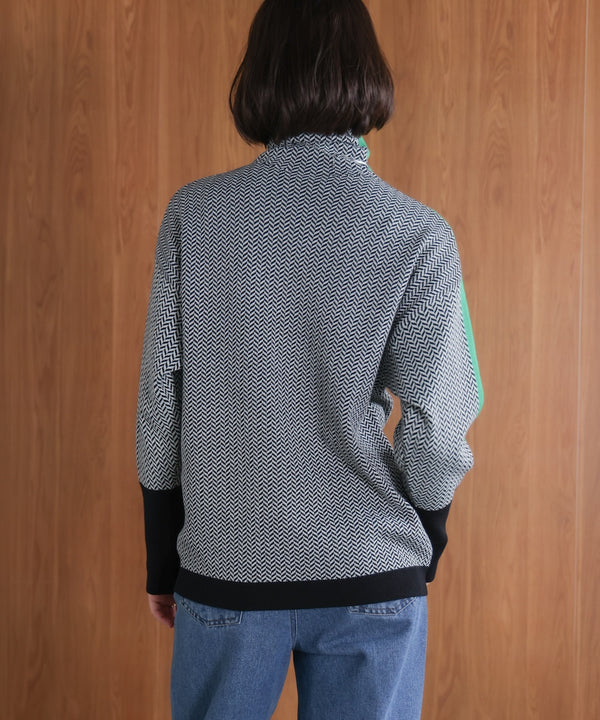 ヘリンボーン配色ニット