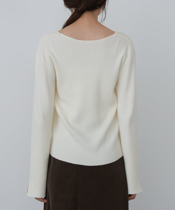 スリットニットトップス