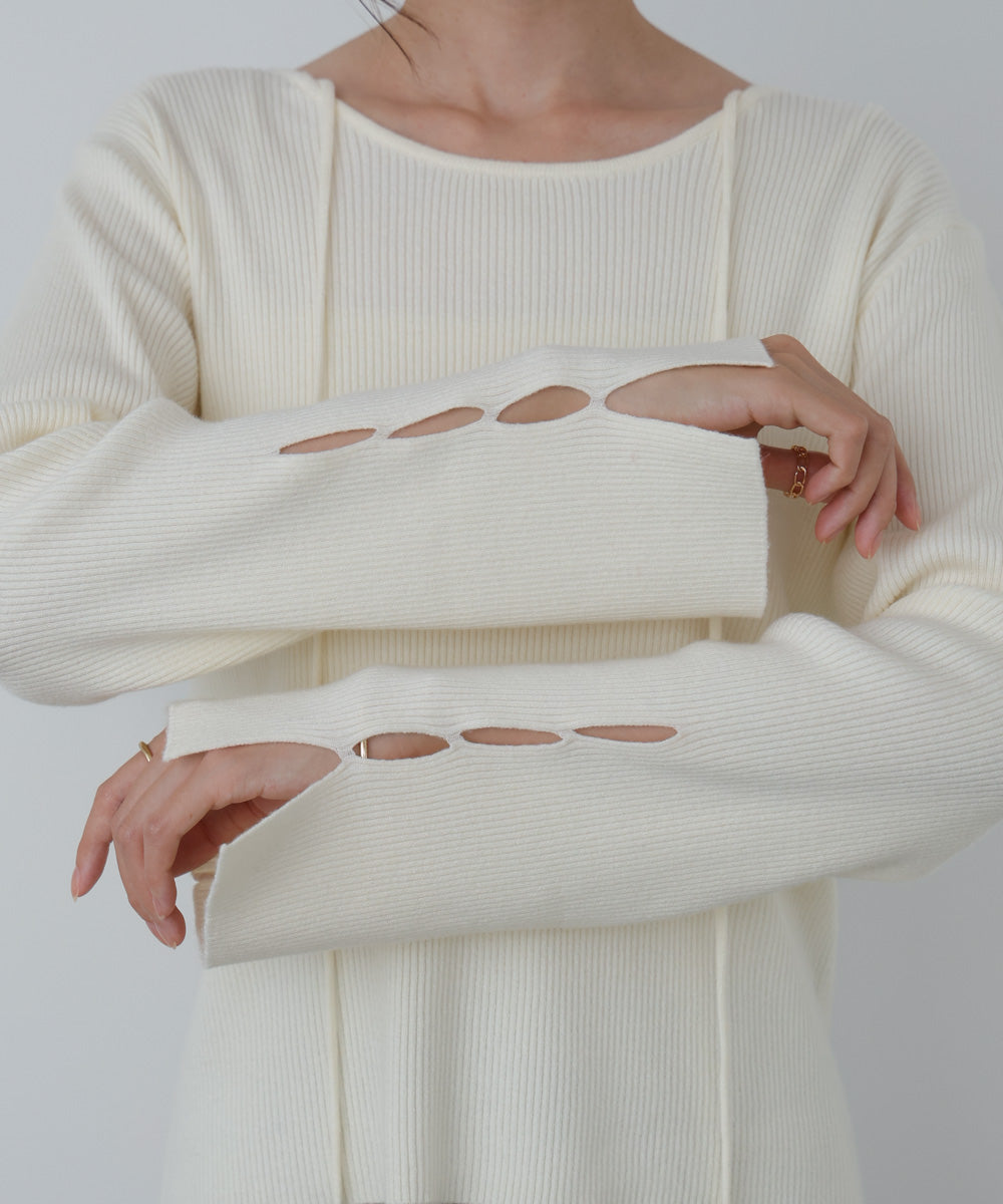 スリットニットトップス