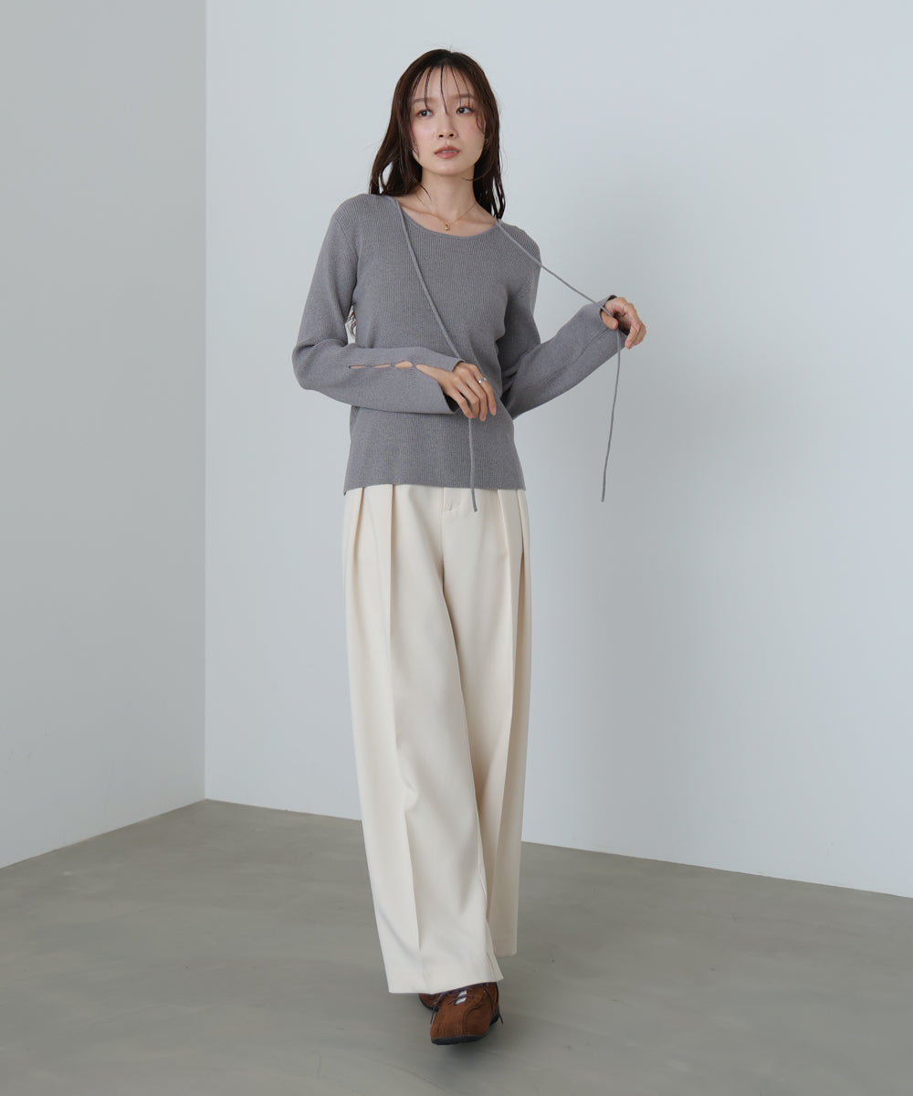 スリットニットトップス