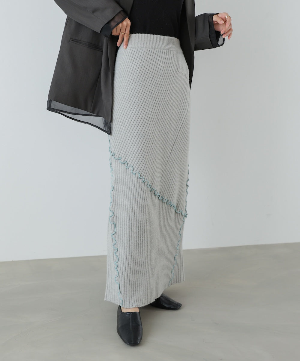 ランダムメロウニットスカート