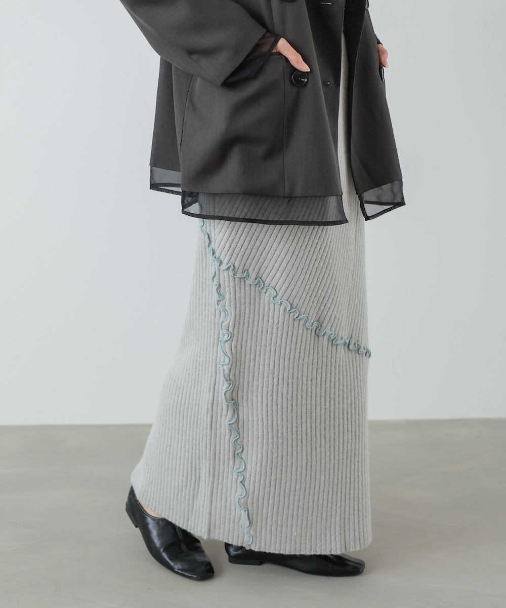 ランダムメロウニットスカート