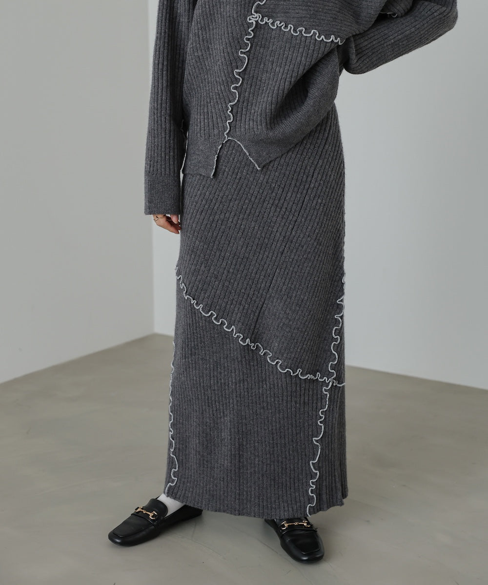 ランダムメロウニットスカート