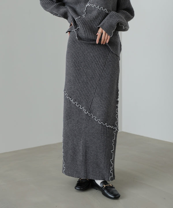 ランダムメロウニットスカート