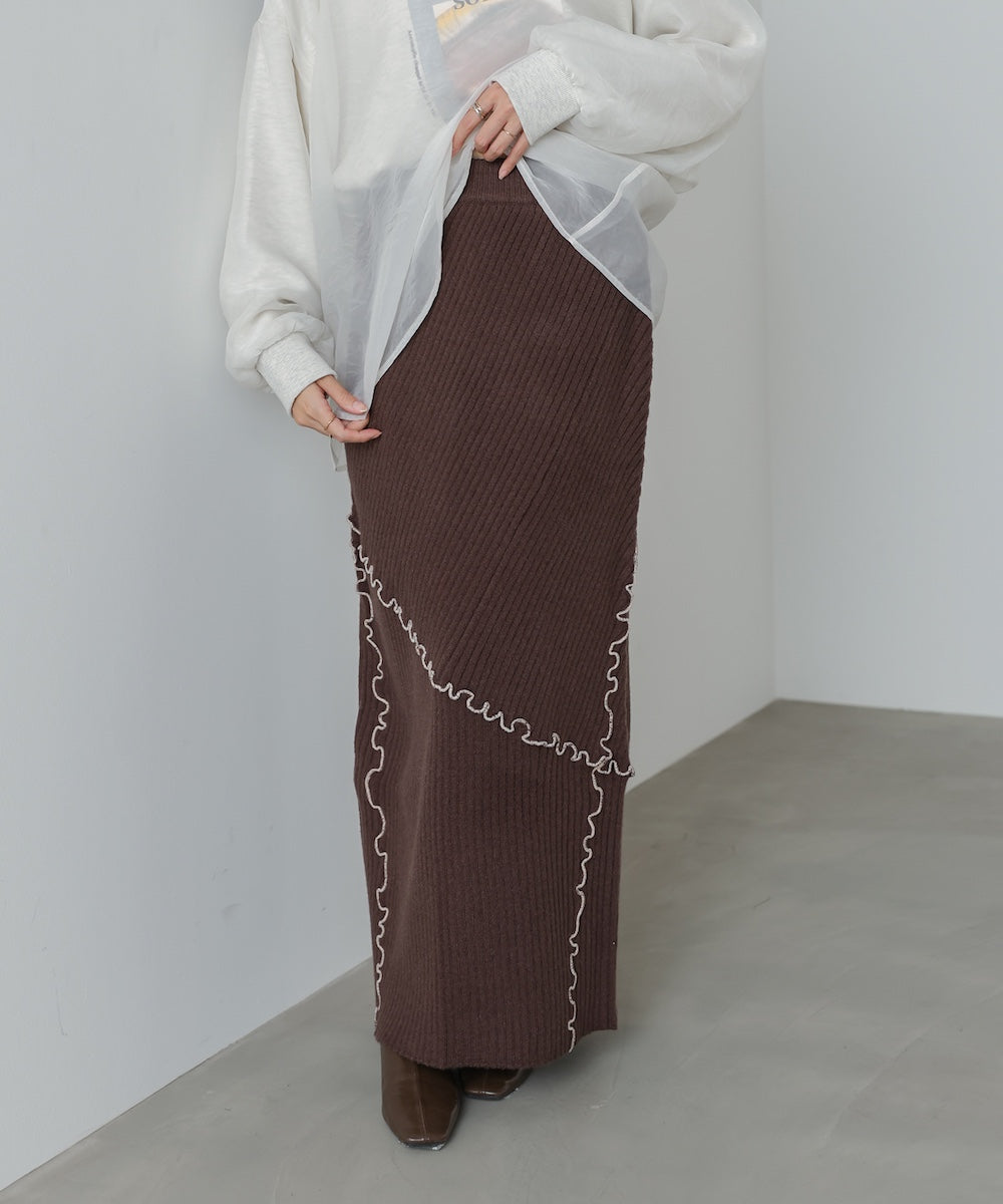 ランダムメロウニットスカート