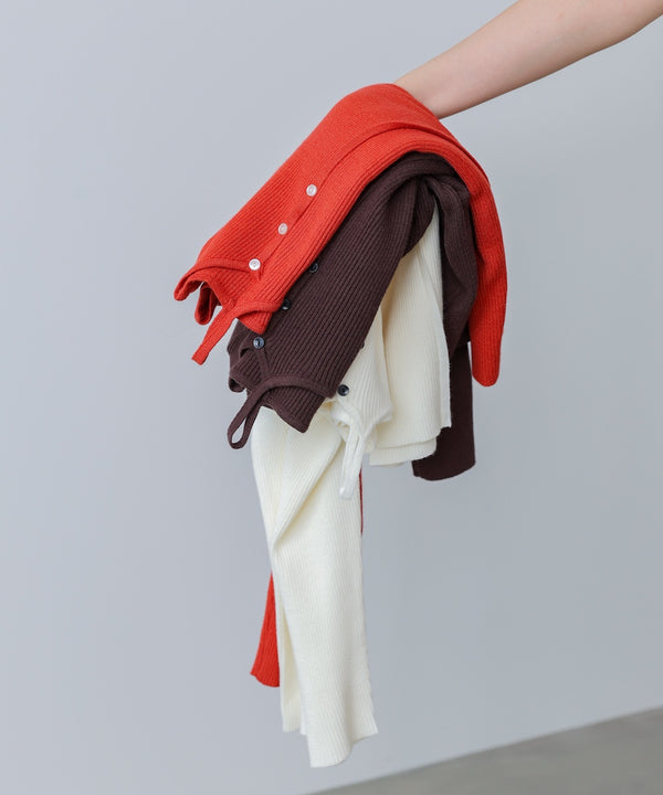 ショルダースリットニットトップス