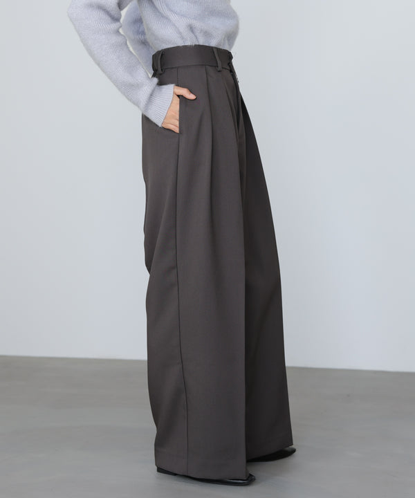 ツータックワイドパンツ