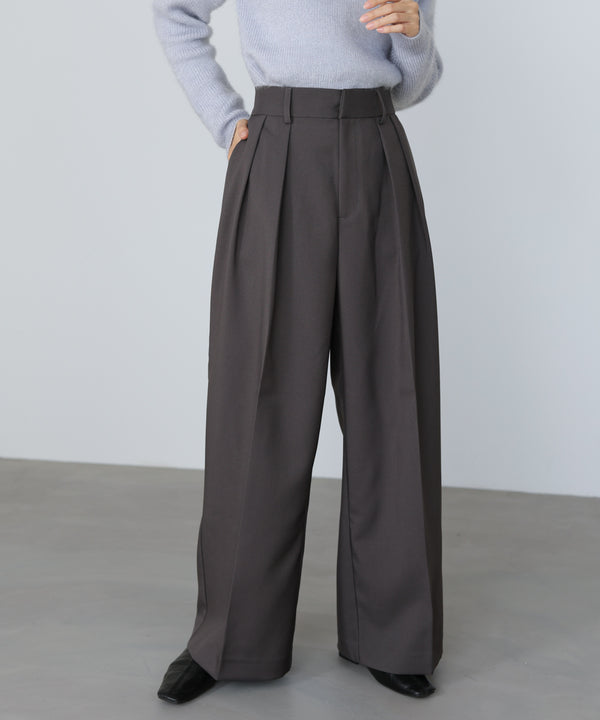 ツータックワイドパンツ