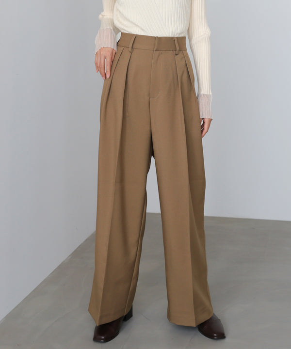 ツータックワイドパンツ