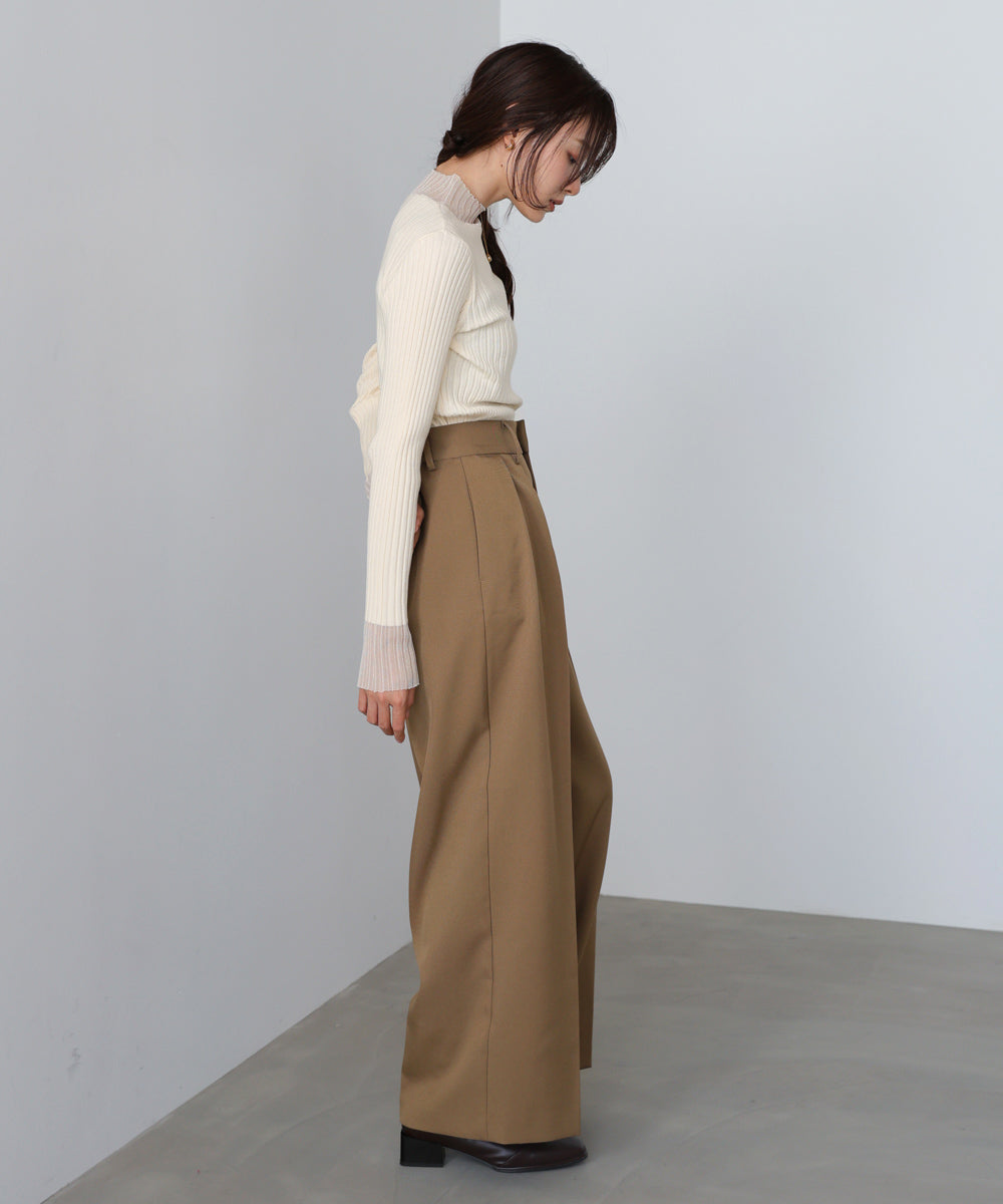 ツータックワイドパンツ