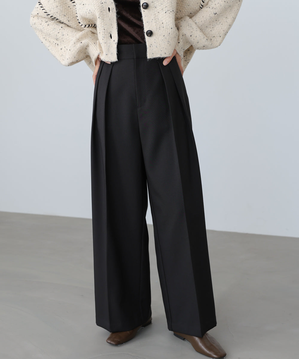 ツータックワイドパンツ