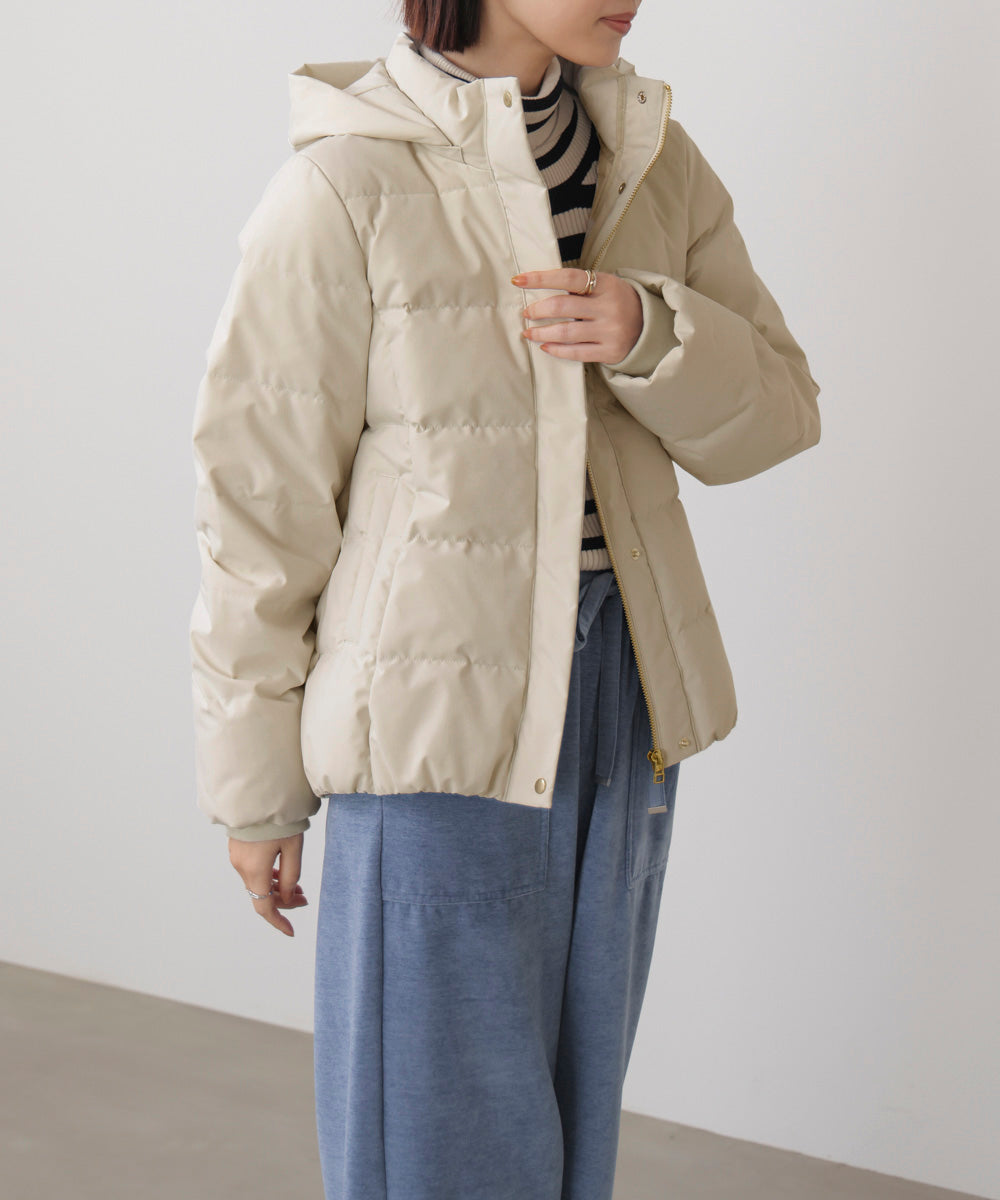 ストレッチダウンジャケット