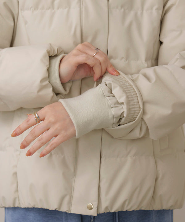 ストレッチダウンジャケット