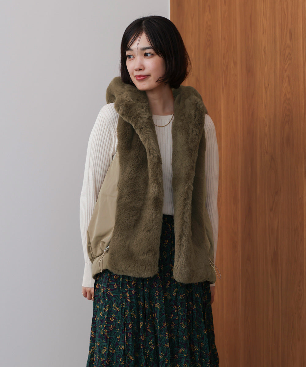 FENNEL異素材ミックス切替ドッキングダウンベスト【新品】 FENNEL異素材ミックス切替ドッキングダウンベスト【新品】