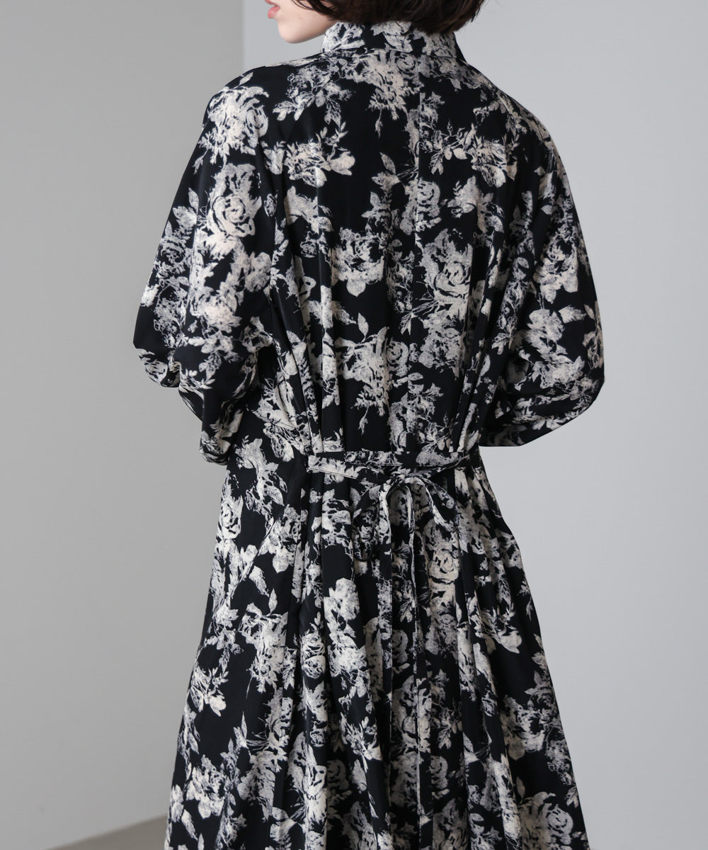 フロントフリル花柄ワンピース［11/12発送予定］