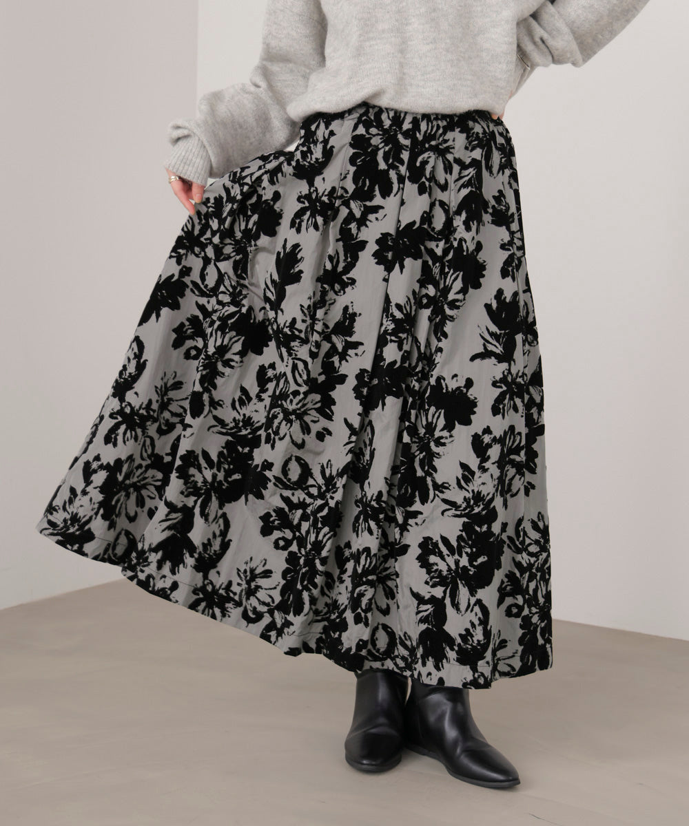 フロッキー花柄スカート