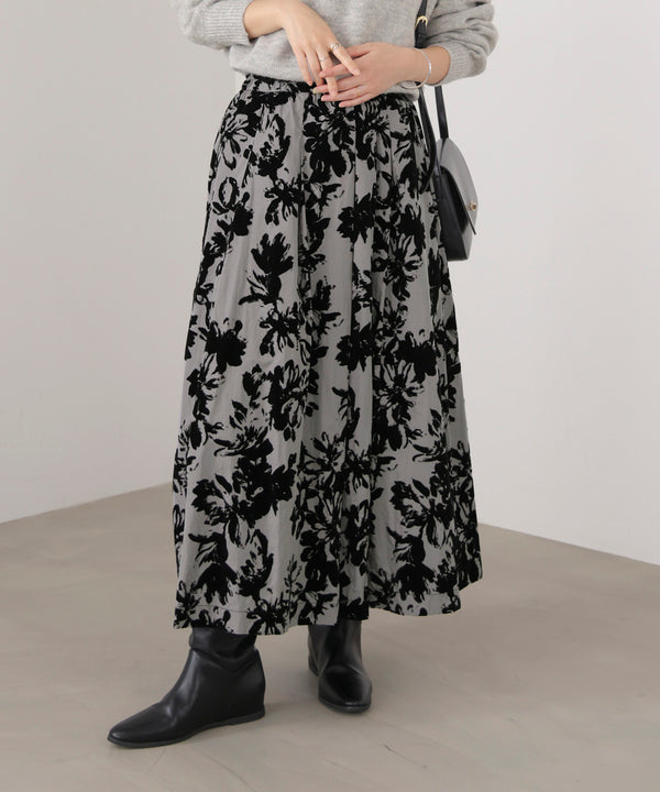 フロッキー花柄スカート