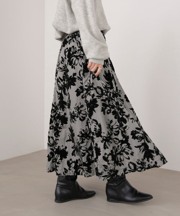 フロッキー花柄スカート