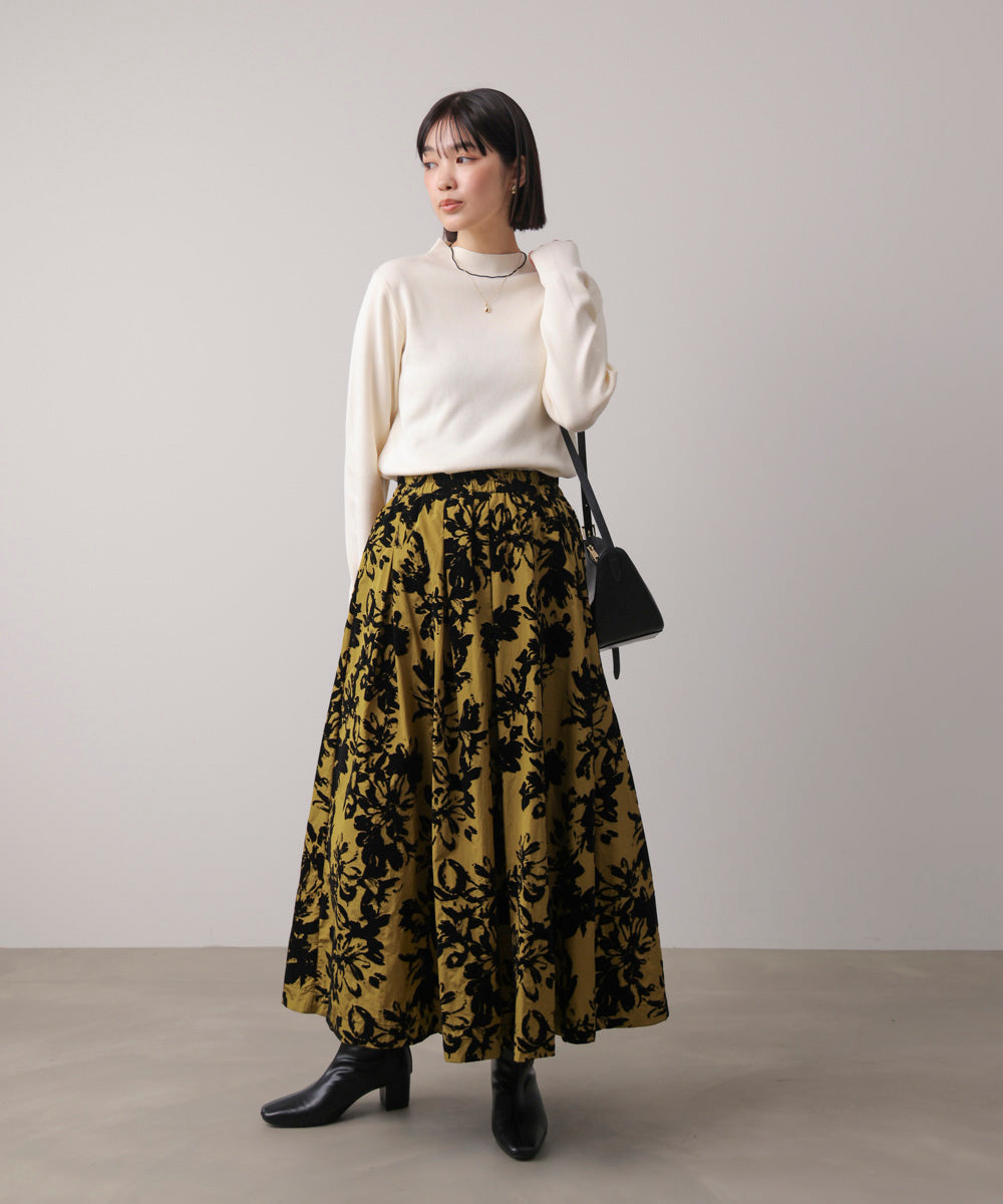 フロッキー花柄スカート