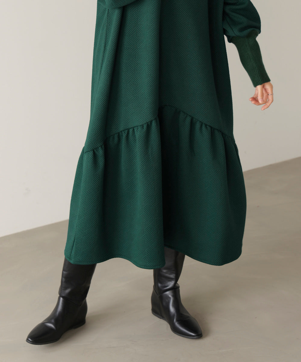 膨れジャガード異素材ニットワンピース