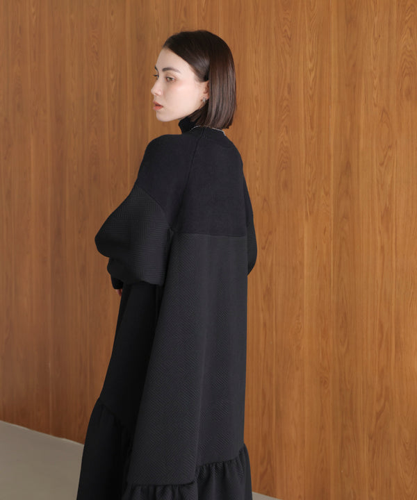 膨れジャガード異素材ニットワンピース