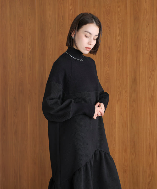 膨れジャガード異素材ニットワンピース