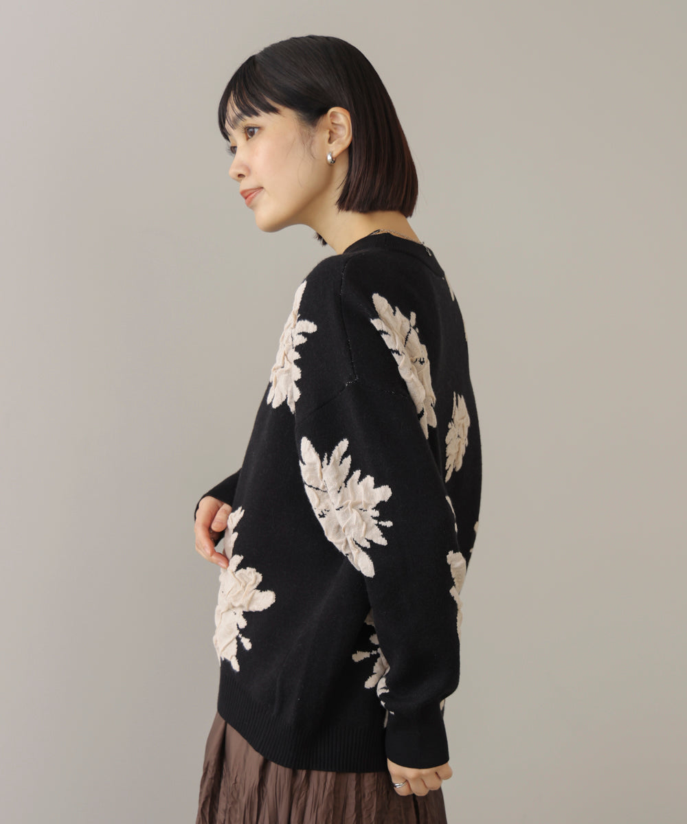 フラワージャガード柄ニットプルオーバー