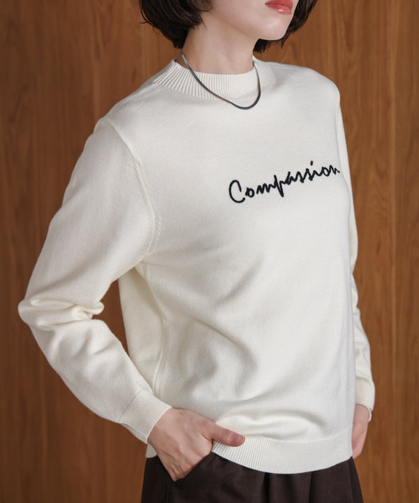 刺しゅうロゴニットプルオーバー