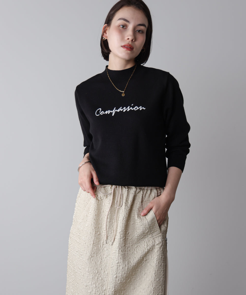 刺しゅうロゴニットプルオーバー