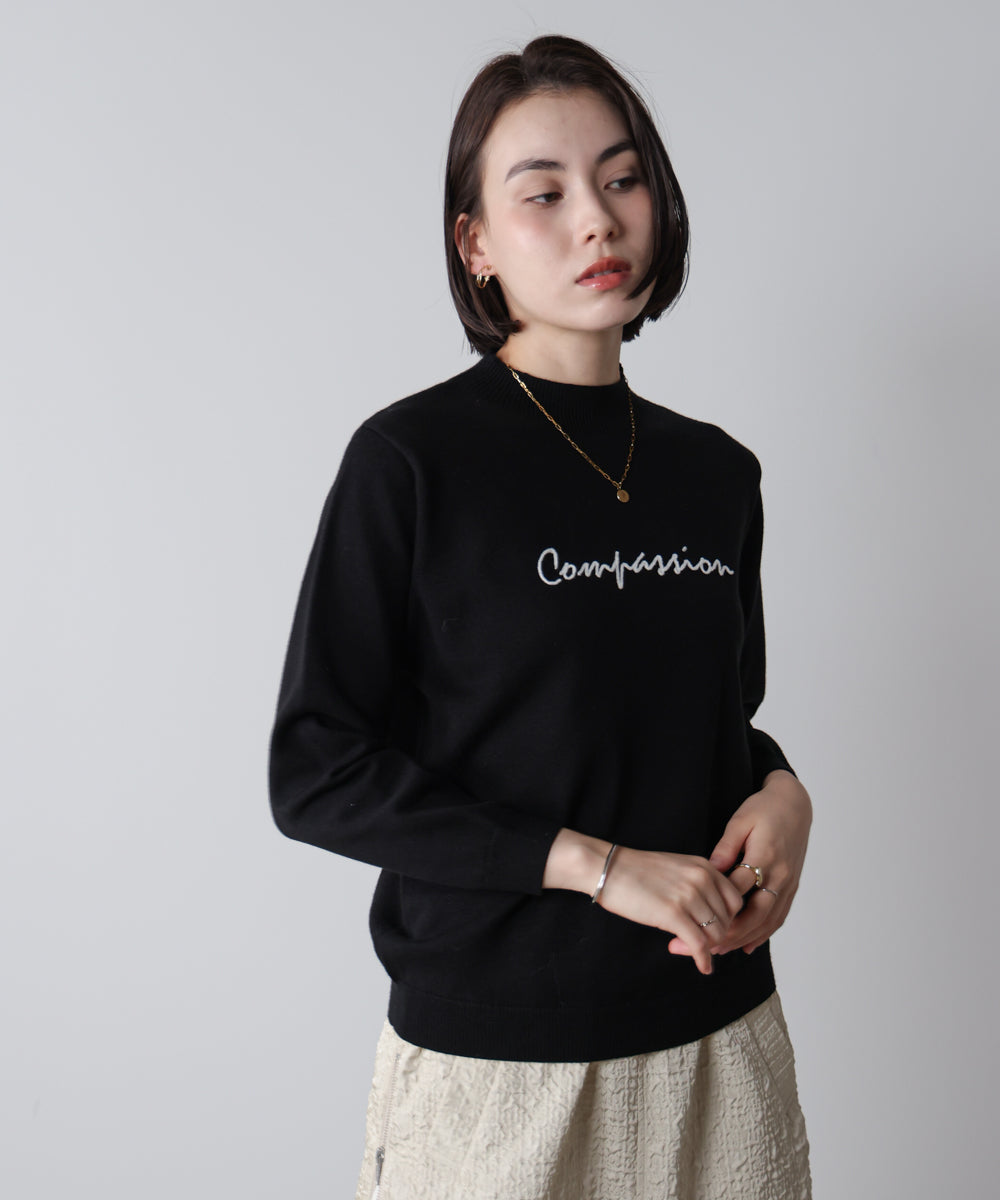 刺しゅうロゴニットプルオーバー