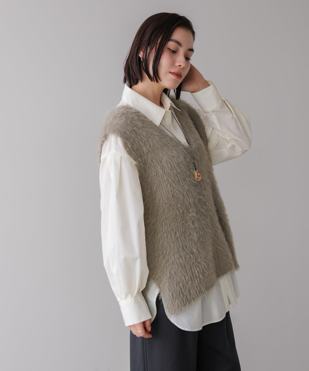 ソウバリシャギーニットベスト