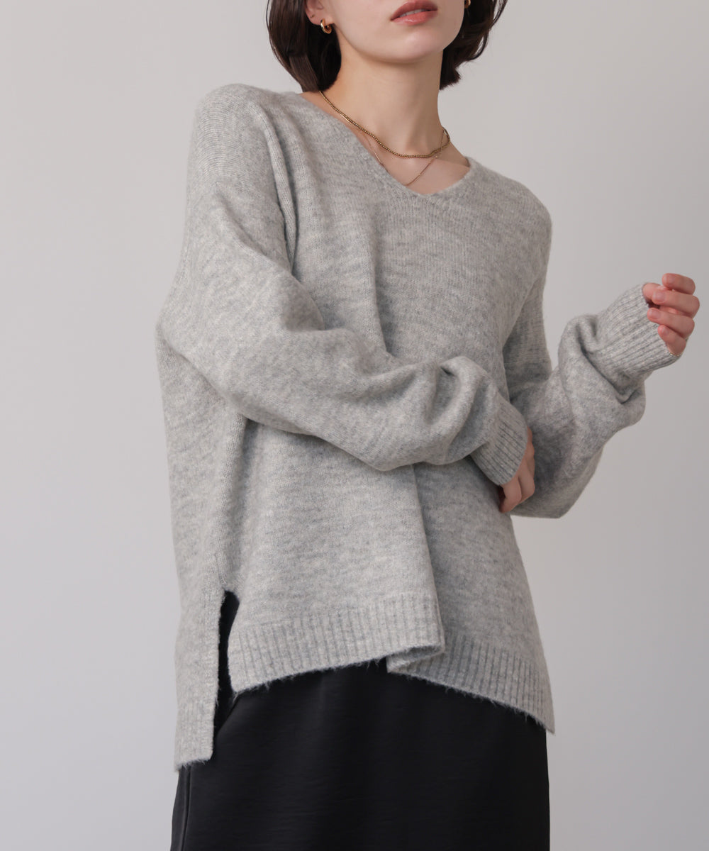 ヤクライクＶネックニットプルオーバー