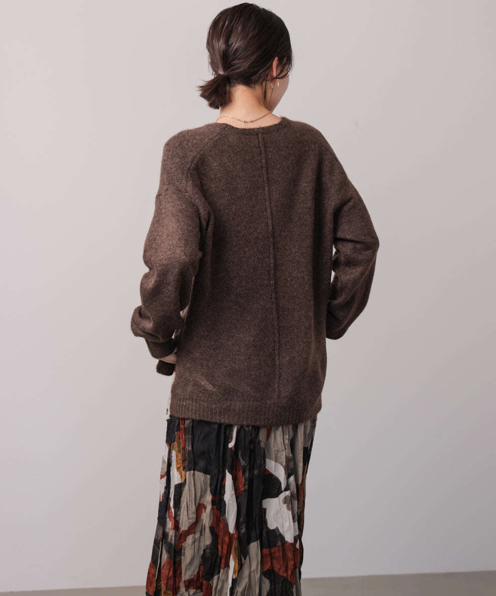 ヤクライクＶネックニットプルオーバー