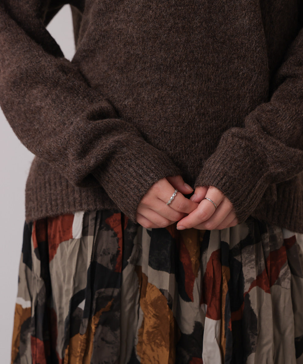 ヤクライクＶネックニットプルオーバー