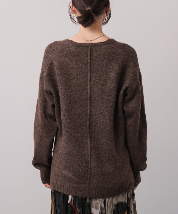 ヤクライクＶネックニットプルオーバー