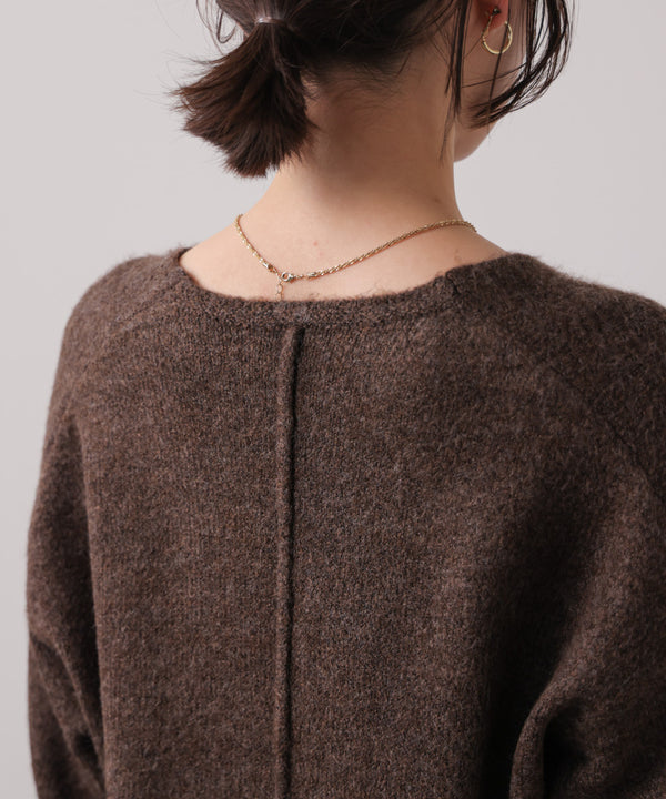 ヤクライクＶネックニットプルオーバー