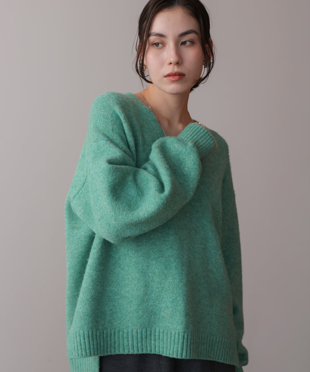 ヤクライクＶネックニットプルオーバー