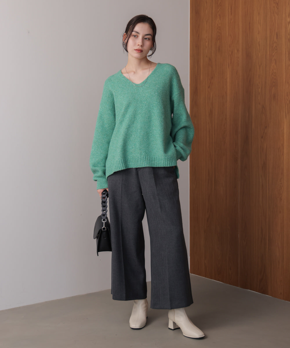 ヤクライクＶネックニットプルオーバー