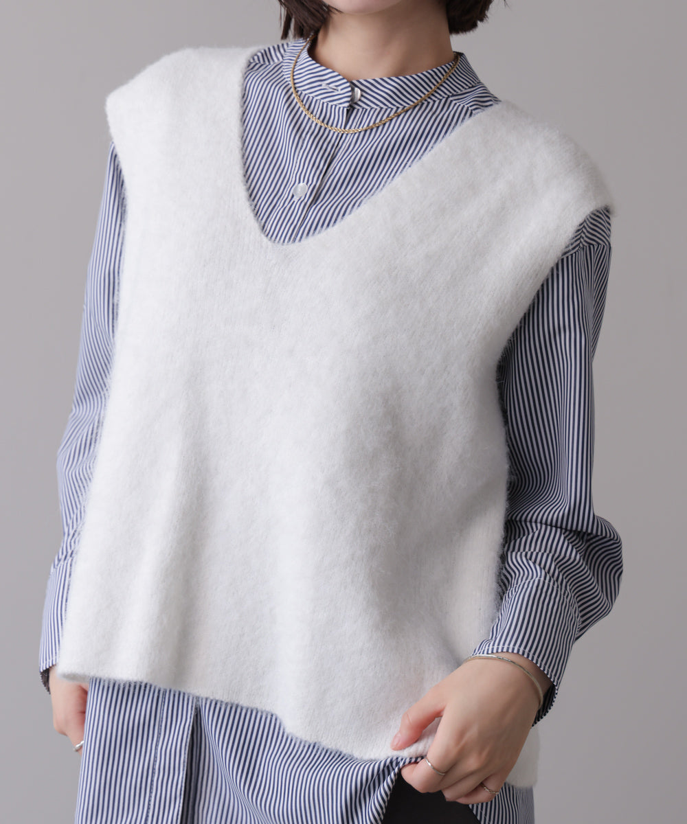 ケガキニットベストレイヤード