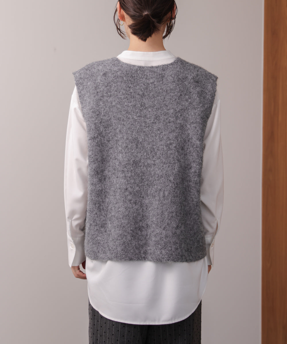 ケガキニットベストレイヤード