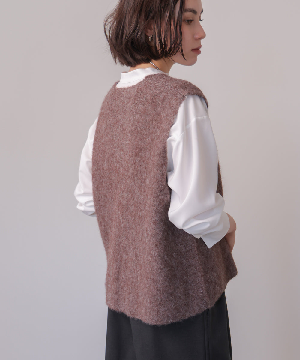 ケガキニットベストレイヤード