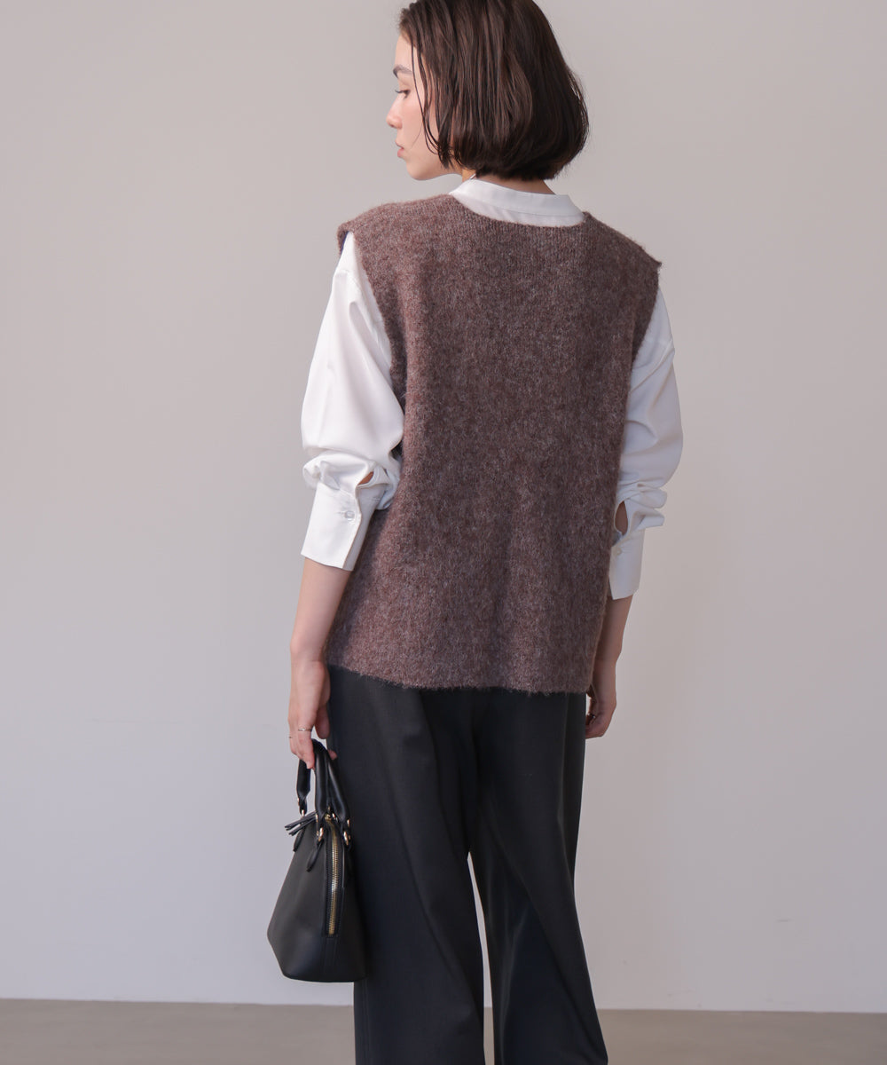 ケガキニットベストレイヤード